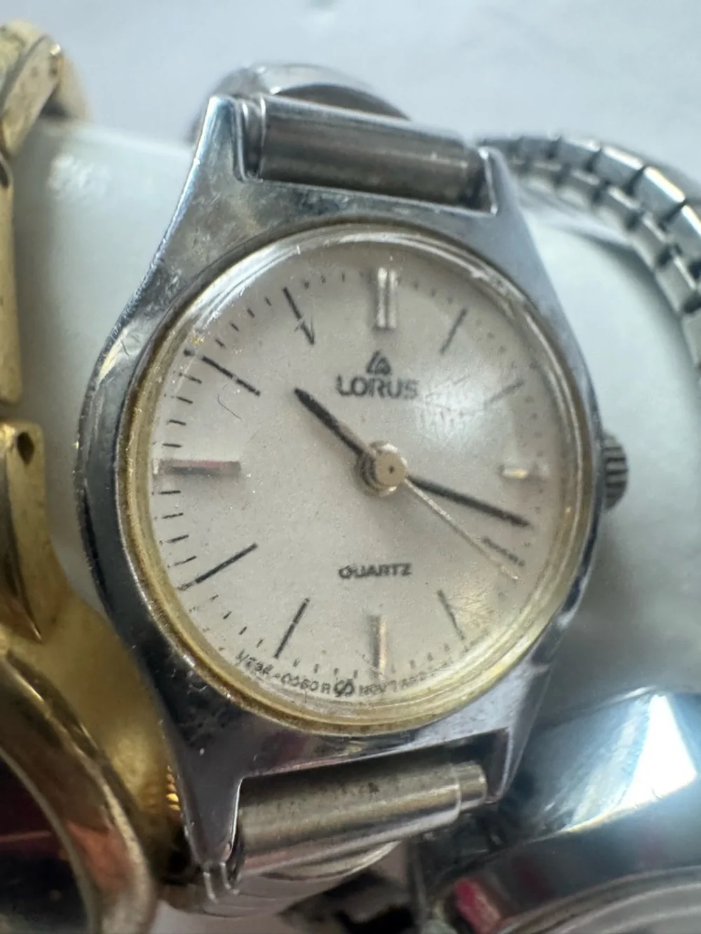 LOT of 3 vintage‎ stretch band watches